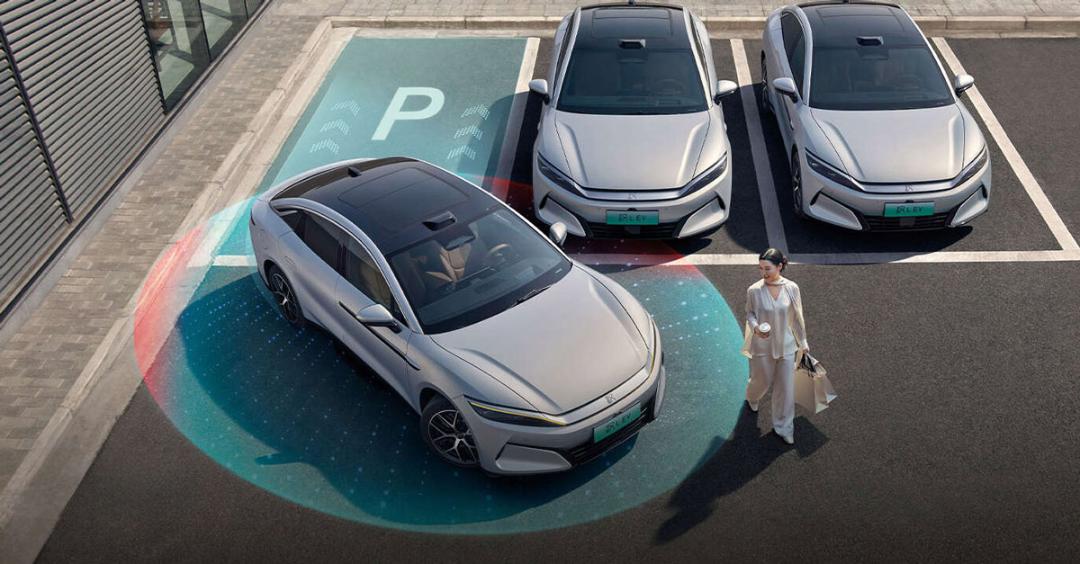 سیستم اتوپارکینگ چشم خدا BYD