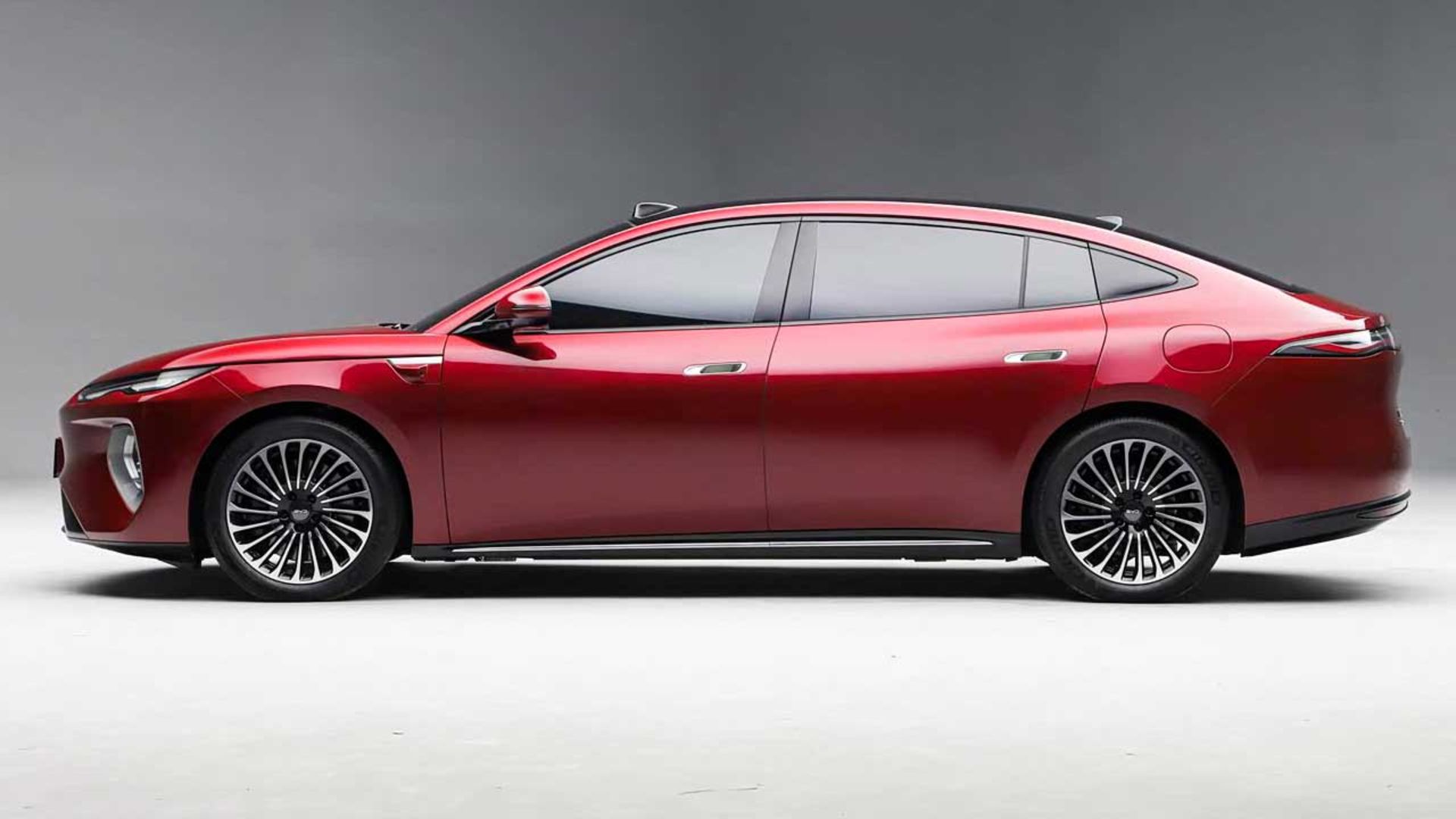 بی‌وای‌دی سیل 08