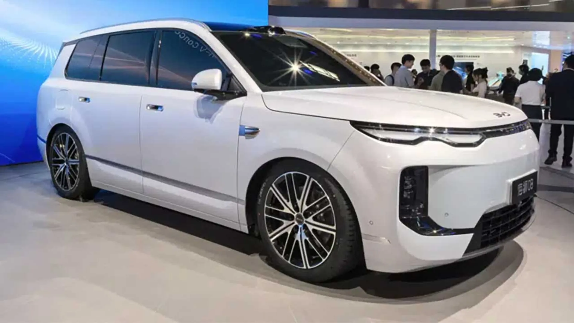 بی‌وای‌دی سی‌لاین 08