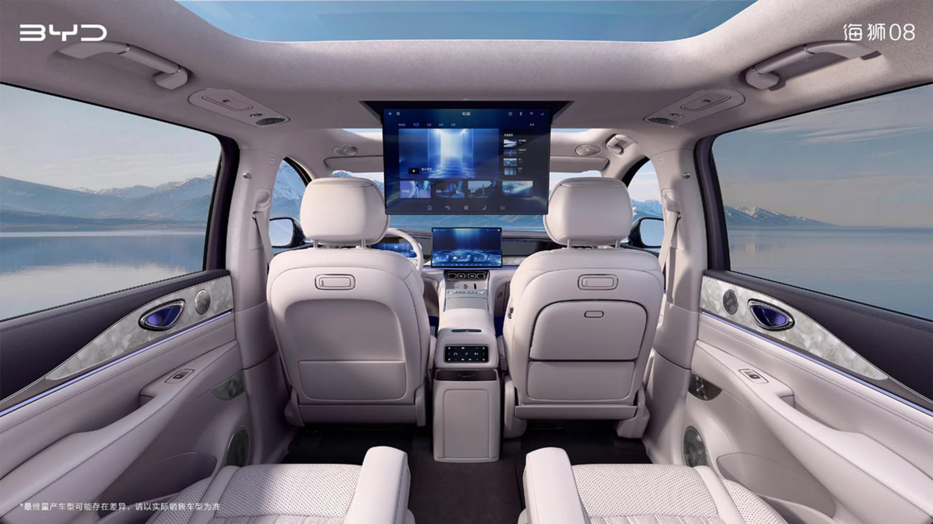 کابین داخلی و نمایشگرهای خودروی جدید بی‌وای‌دی (BYD)