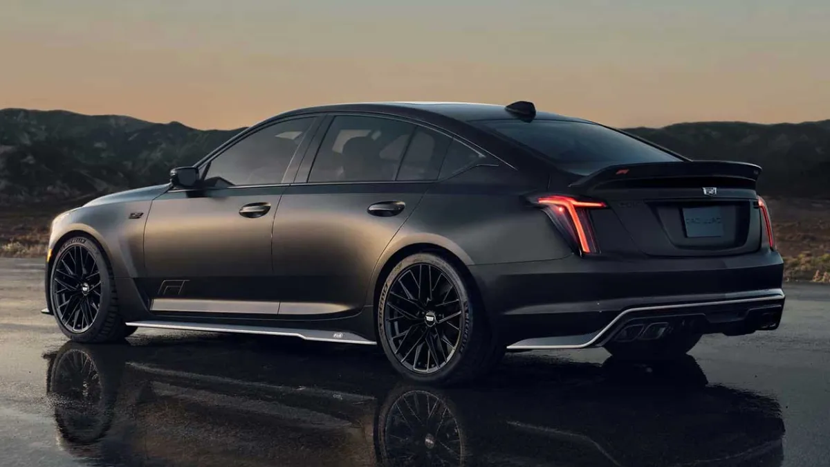 کادیلاک CT5-V بلک‌وینگ نسخه F1