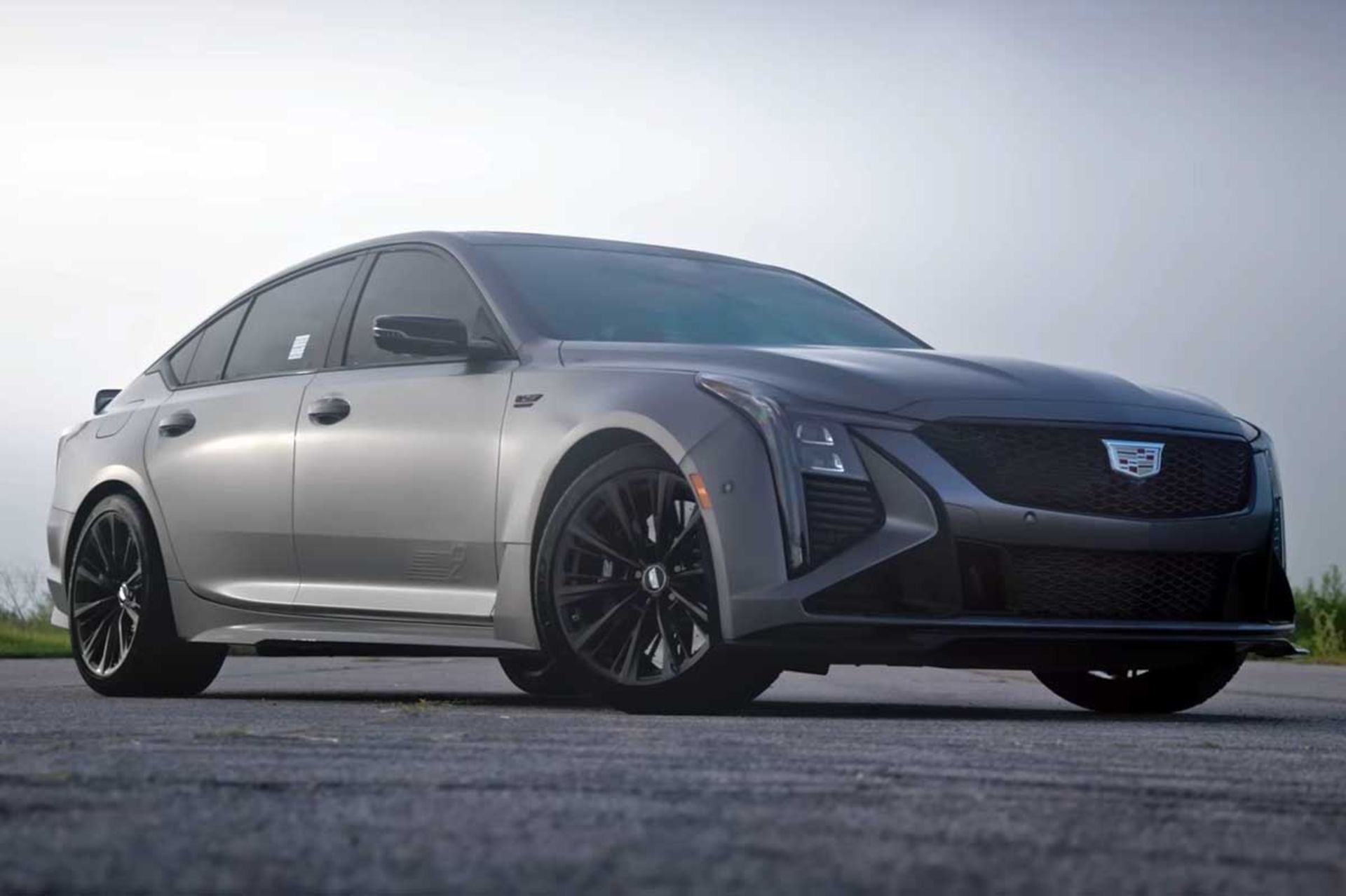 کادیلاک CT5-V بلک‌وینگ لمونستر هنسی