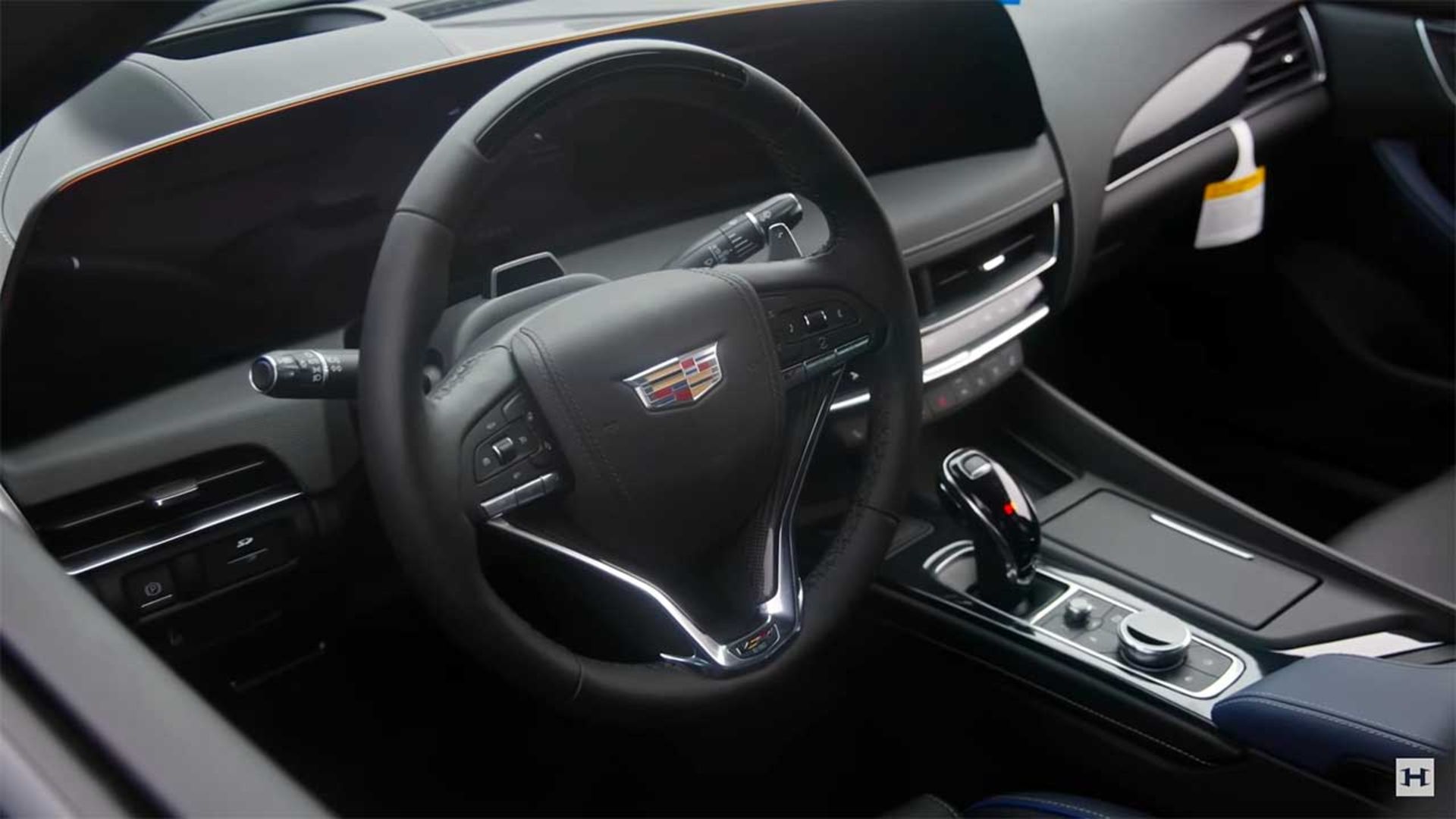 کادیلاک CT5-V بلک‌وینگ لمونستر هنسی