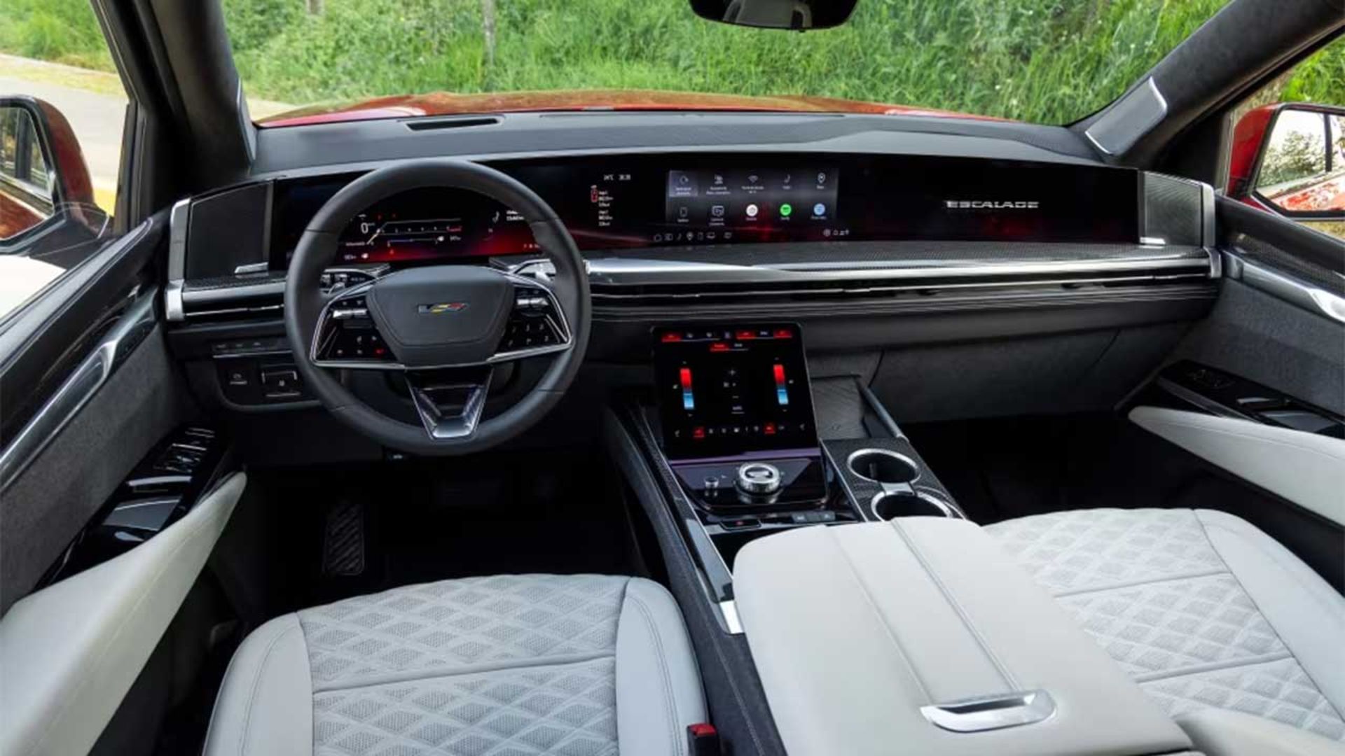 کادیلاک اسکالید V مدل 2025