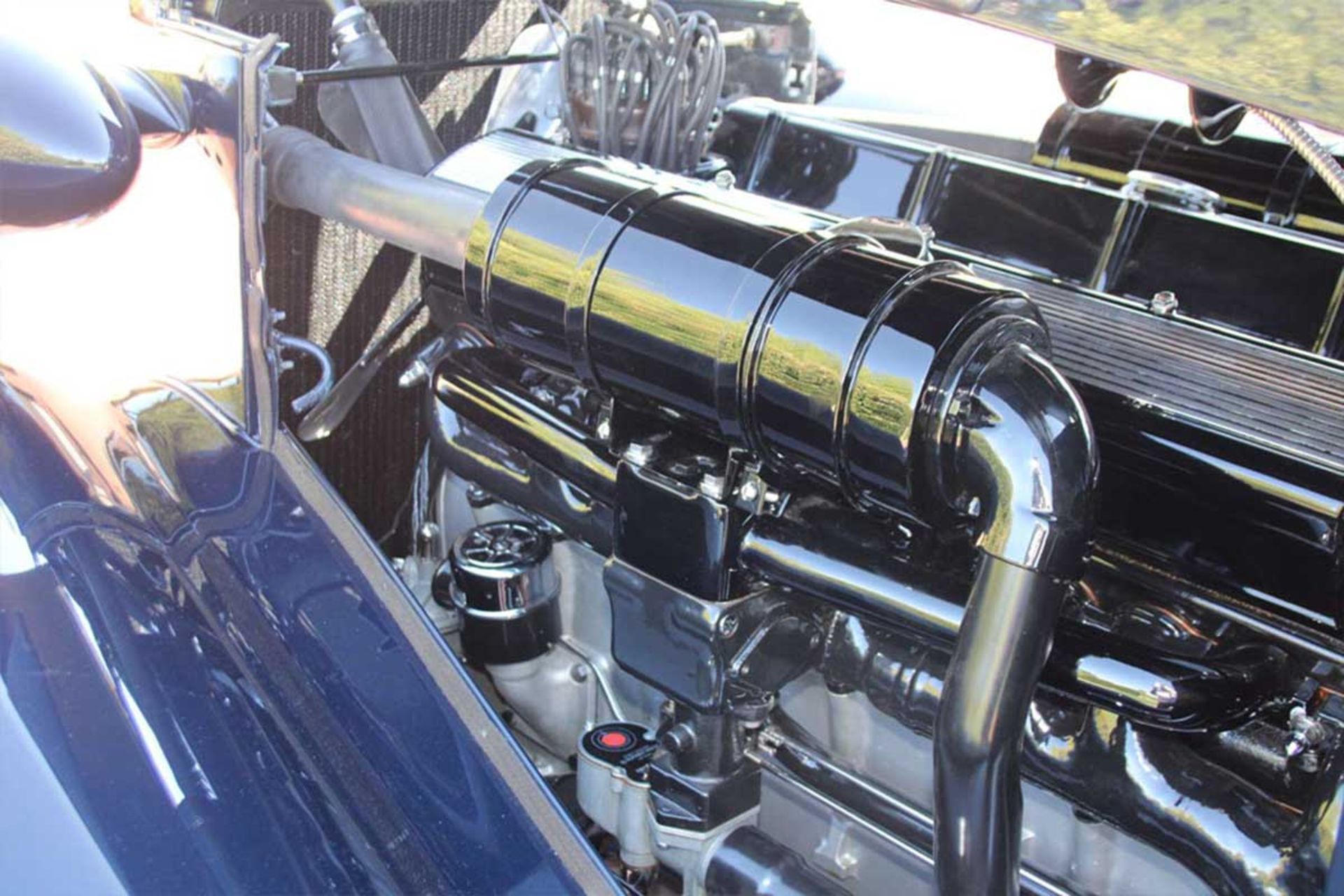 کادیلاک V16 1934