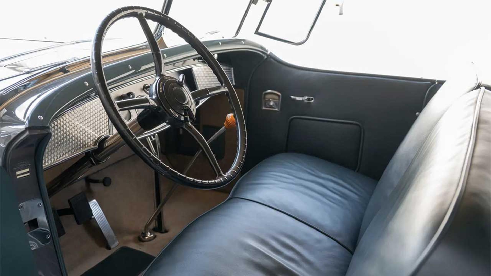 کادیلاک V16 اسپرت فیتون 1930