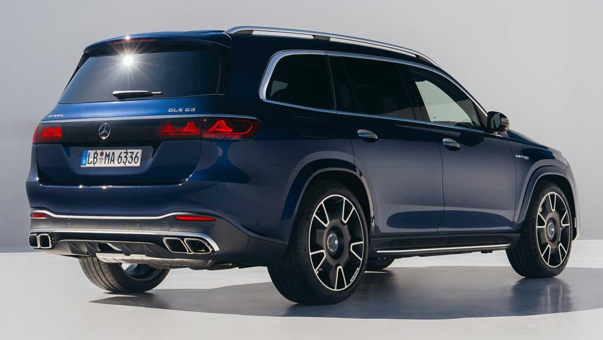 مقایسه مرسدس GLS63 و کادیلاک اسکالید V