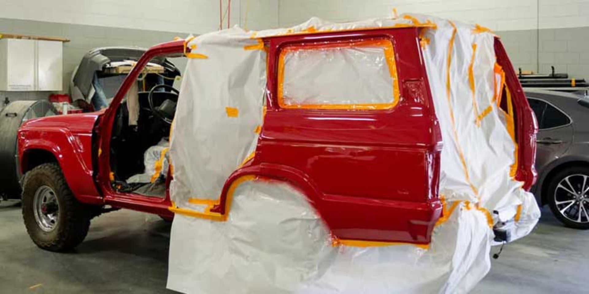 اتاق رنگ خودرو