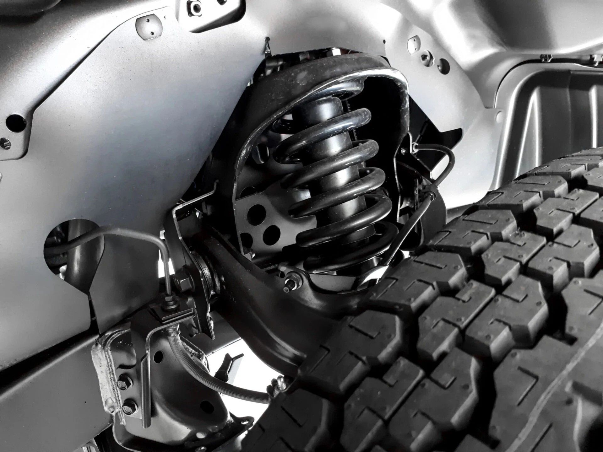 کمک فنر ماشین