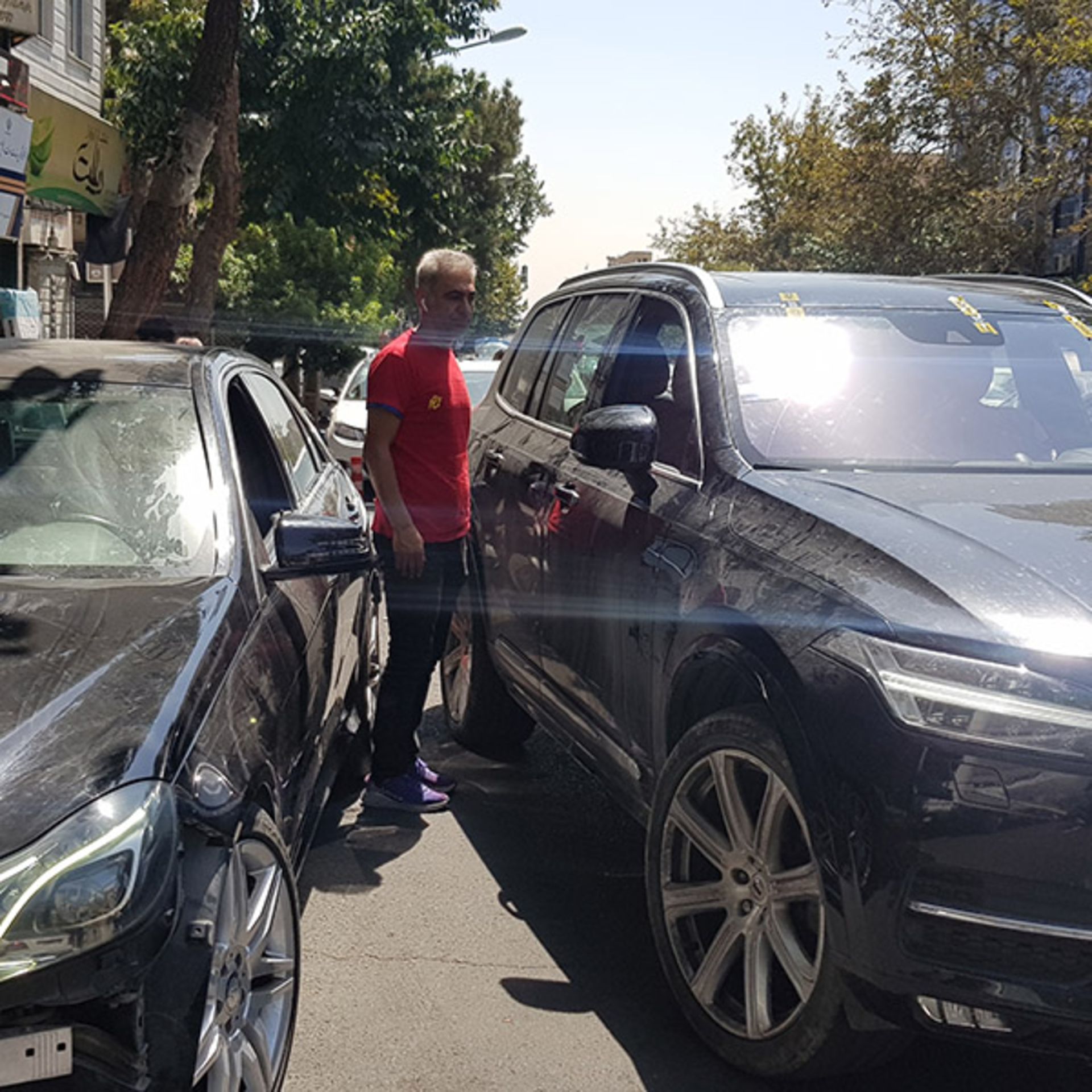 نصب شیشه جلوی خودرو