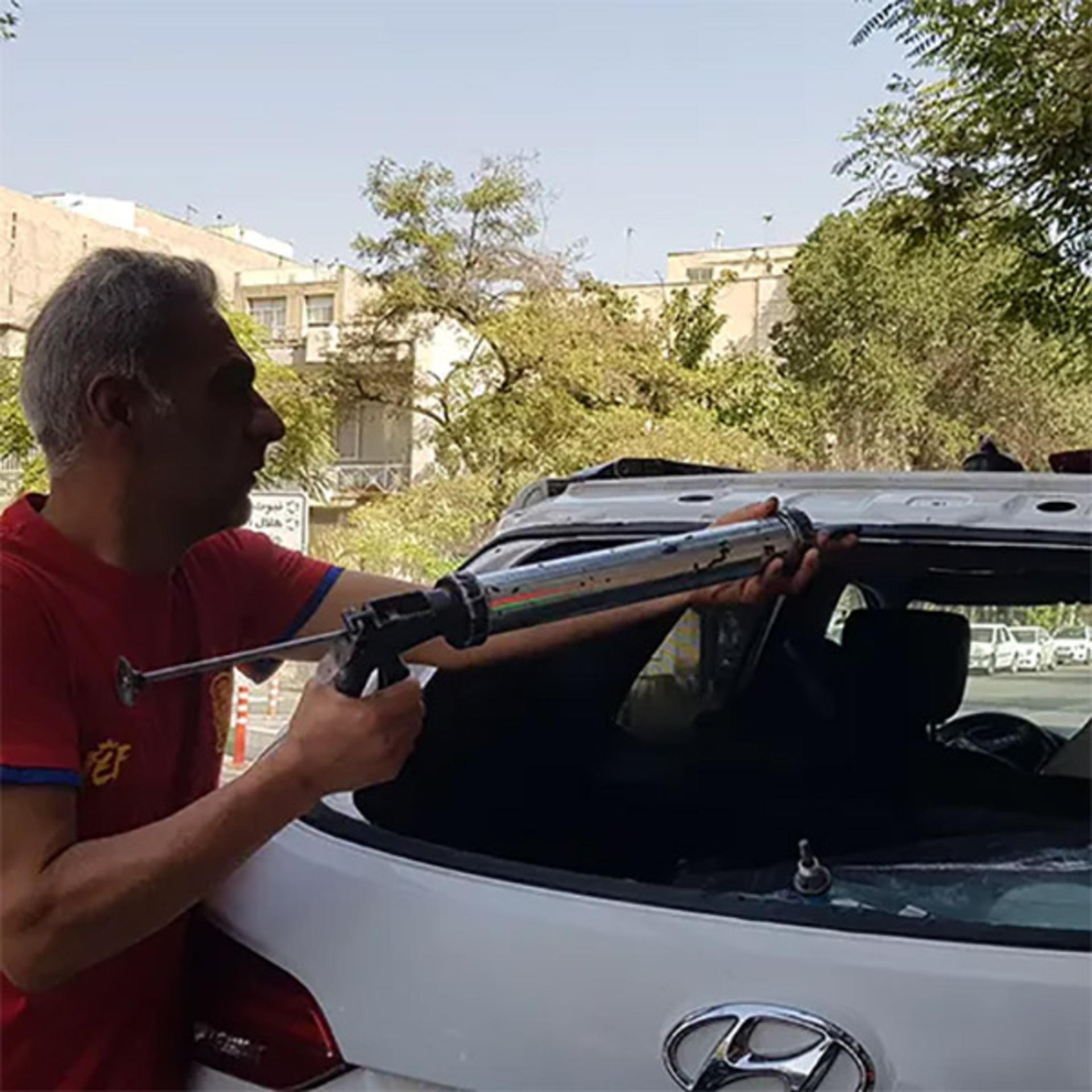 نصب شیشه جلوی خودرو