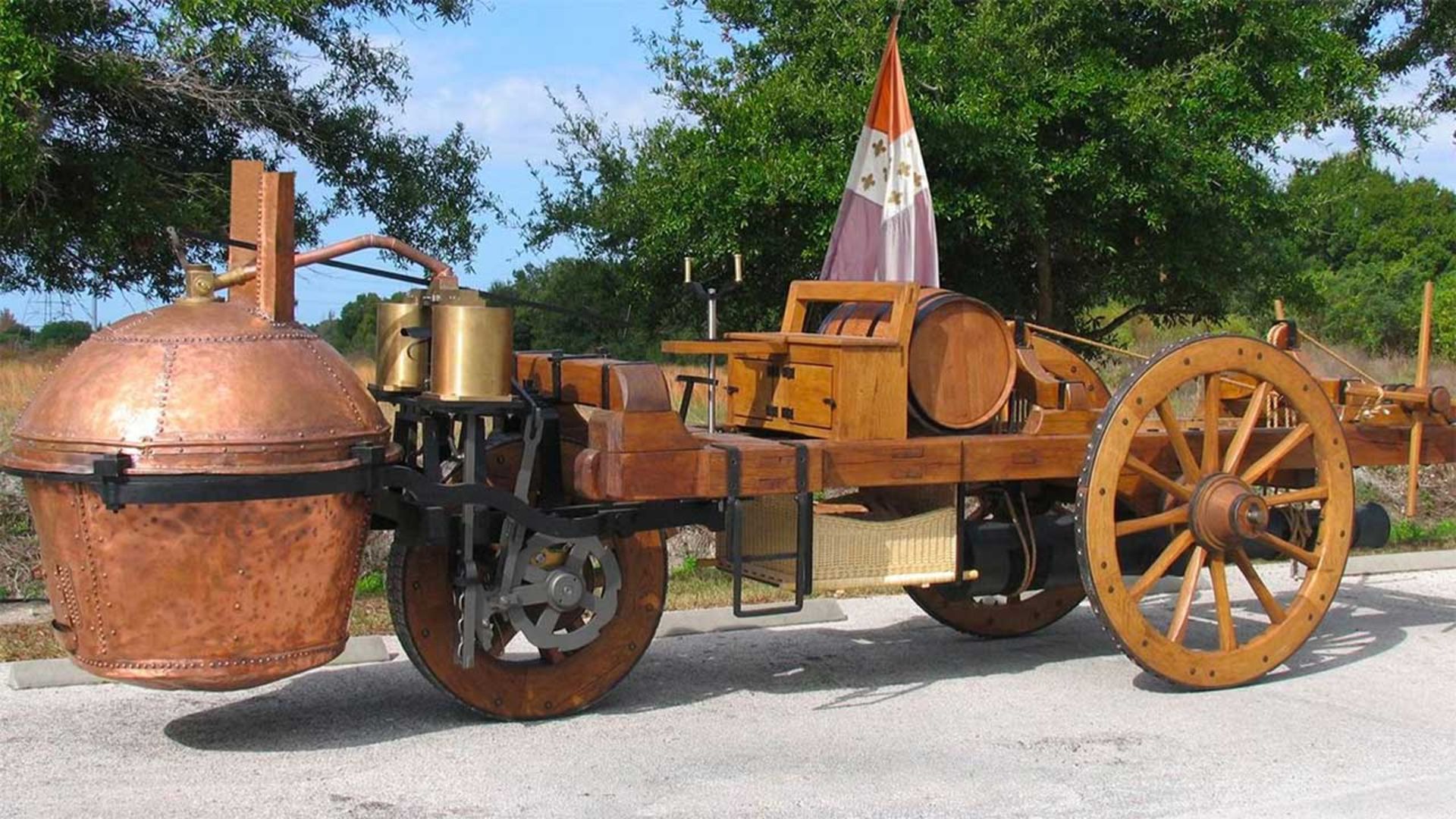 140 سالگی خودرو