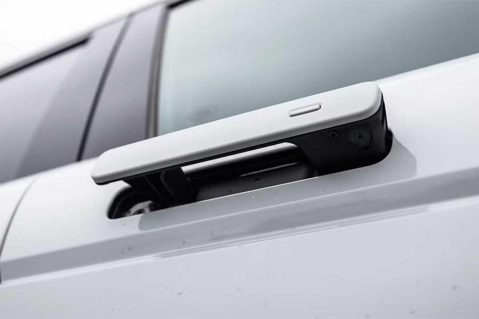 ممنوعیت دستگیرهای مخفی خودرو 