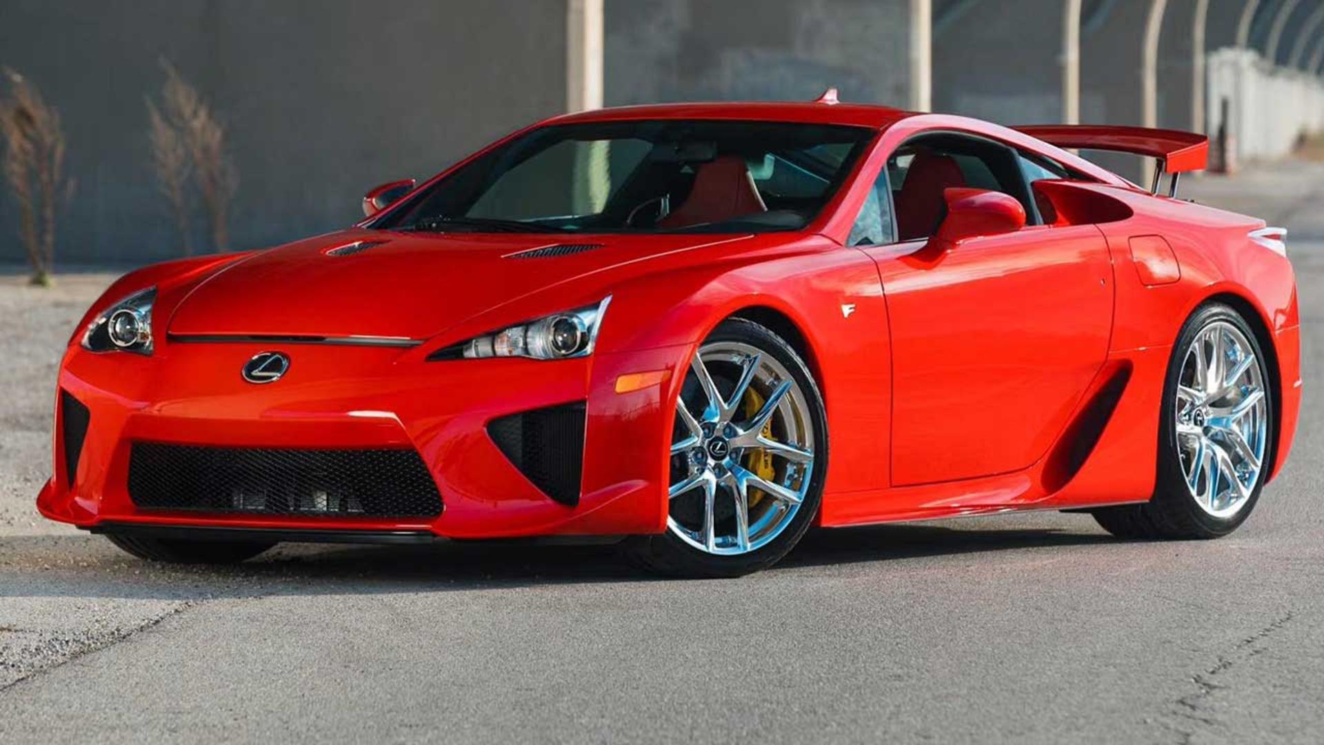 لکسوس LFA