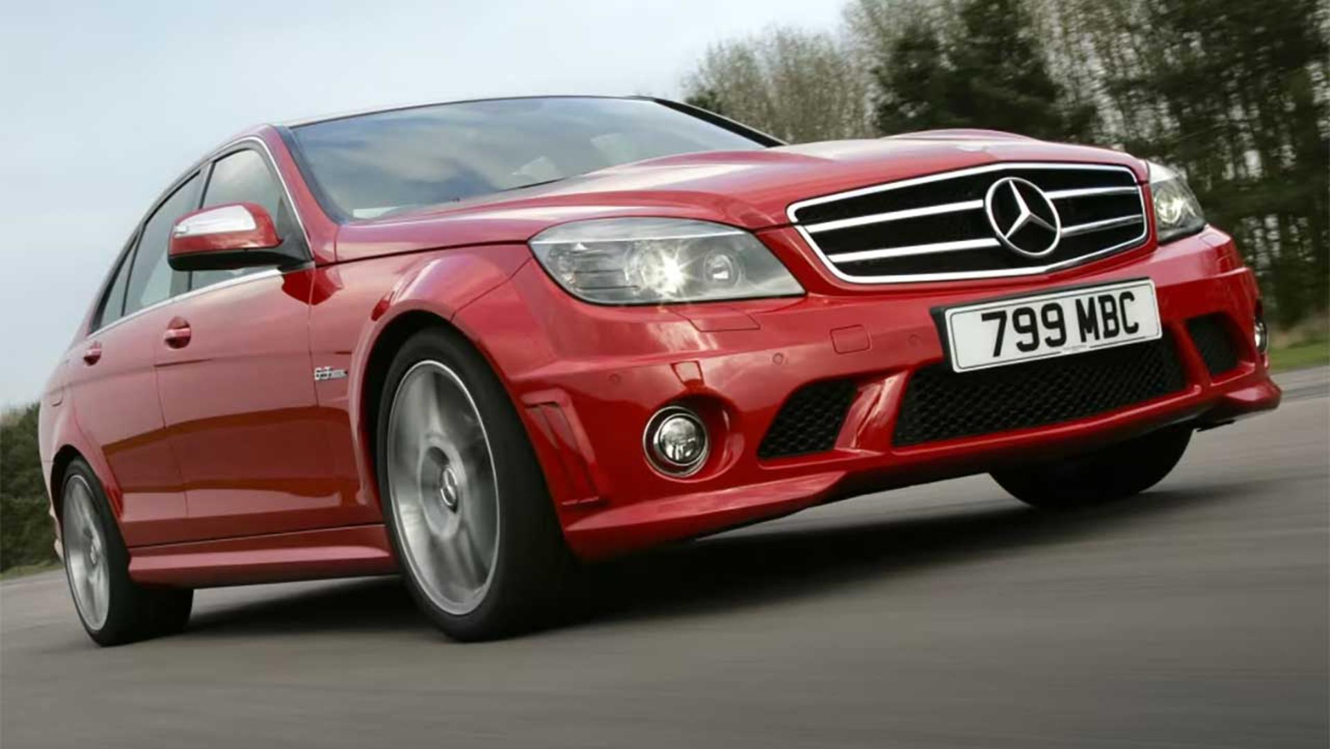 مرسدس بنز C63 AMG