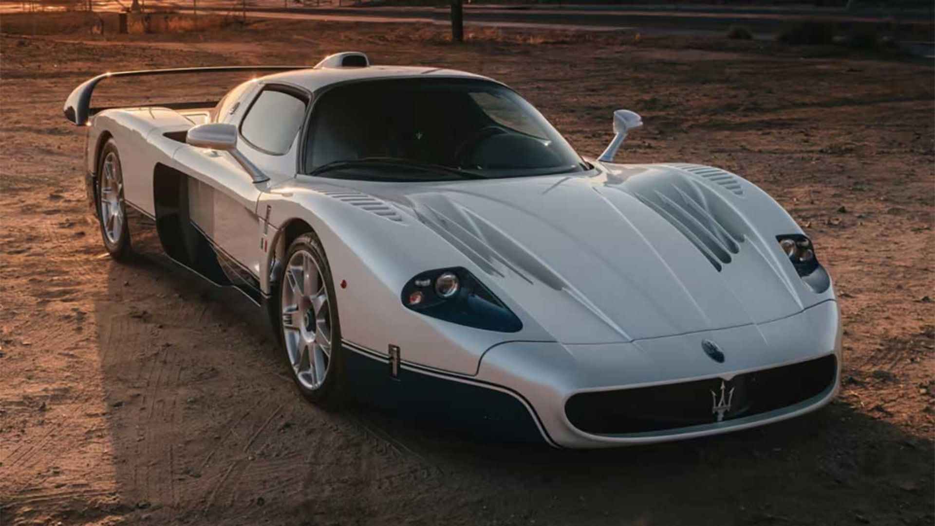 مازراتی MC12