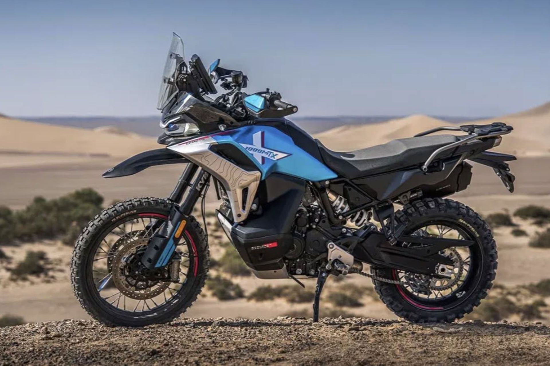 موتورسیکلت ادونچر سی اف موتور 1000mt-x