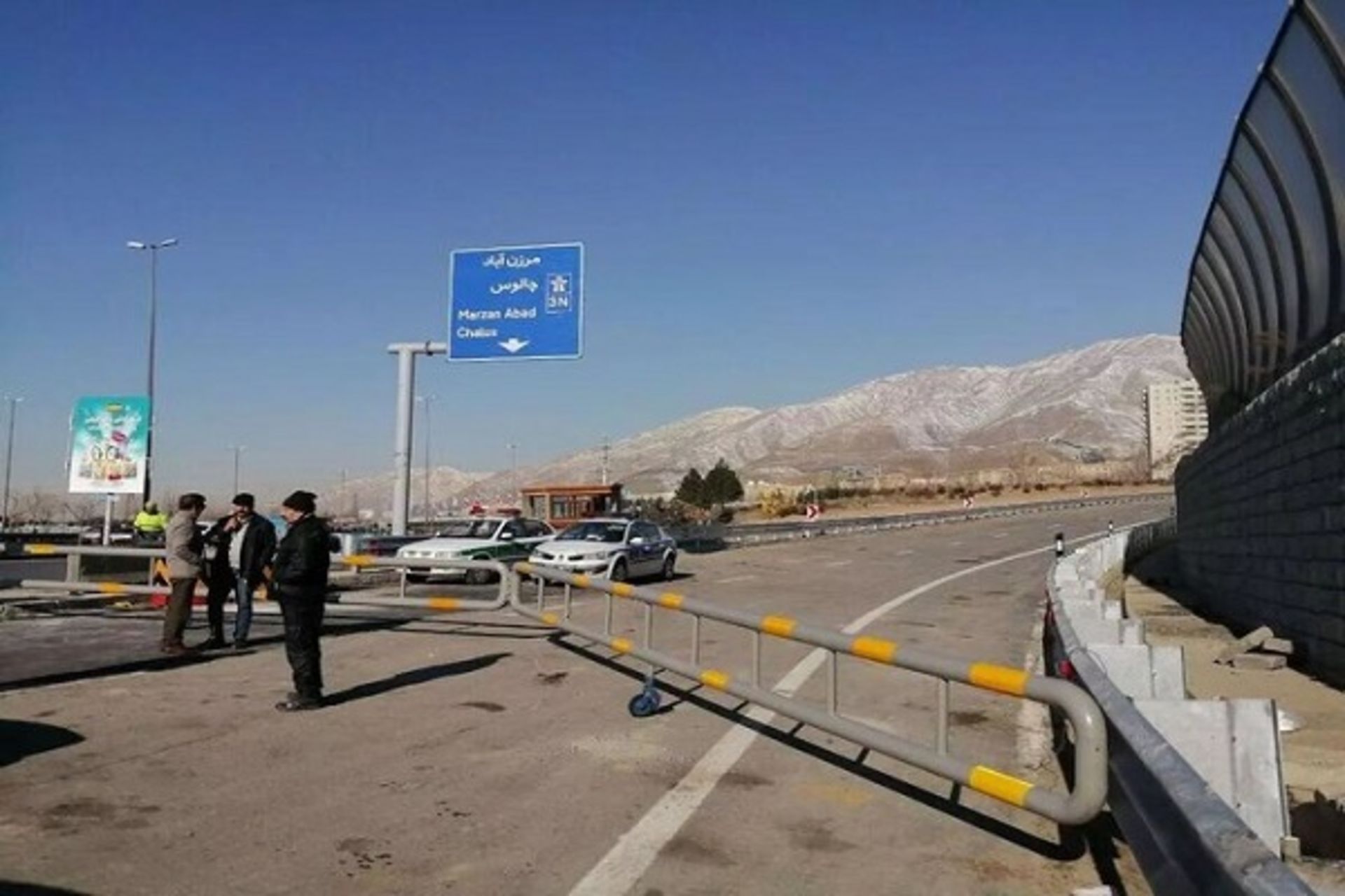 یک طرفه شدن جاده چالوس در روز پنجم جنگ - اسفند 1404 -1