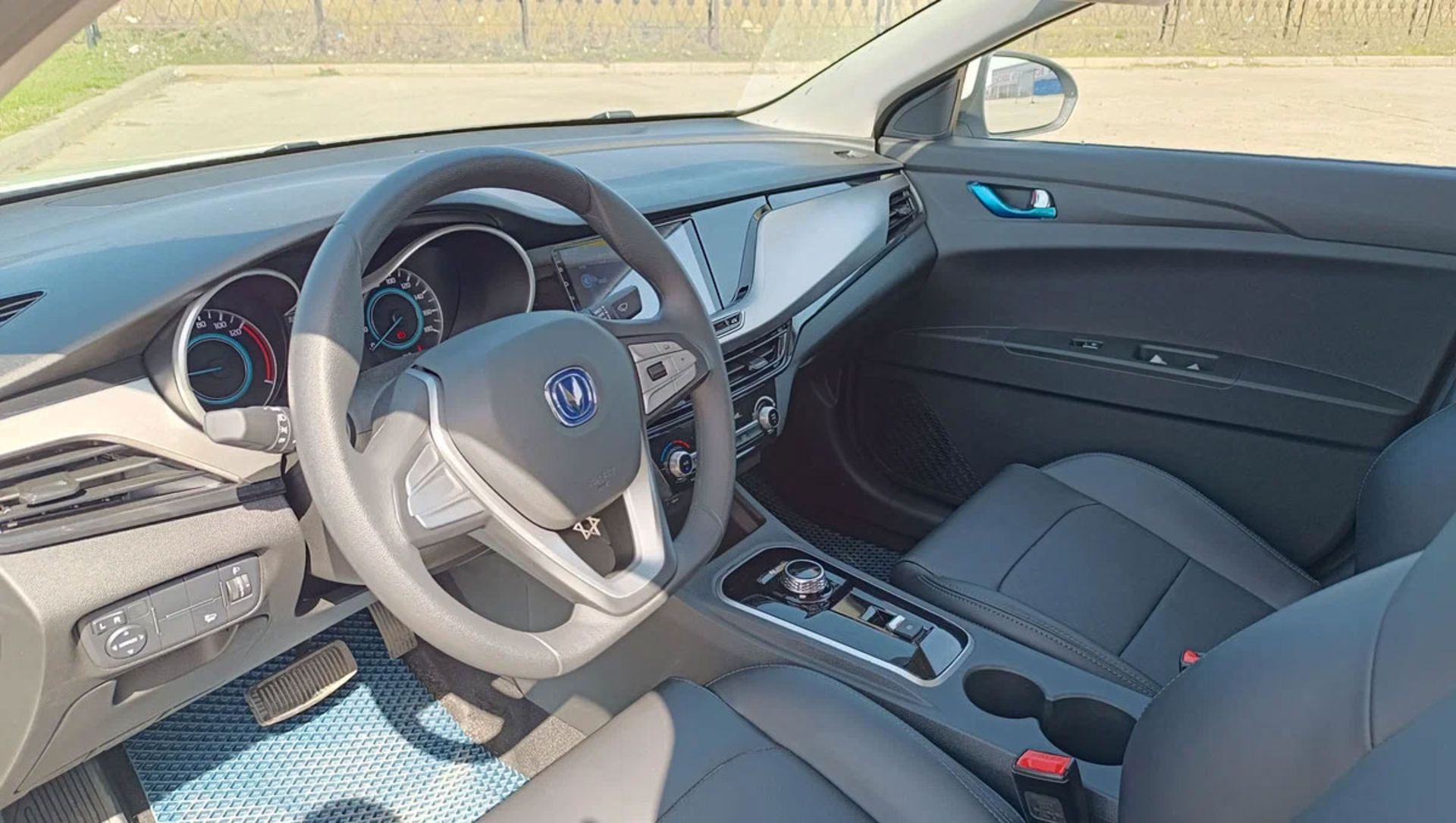 داشبورد چانگان ایدو EV460 سایپا