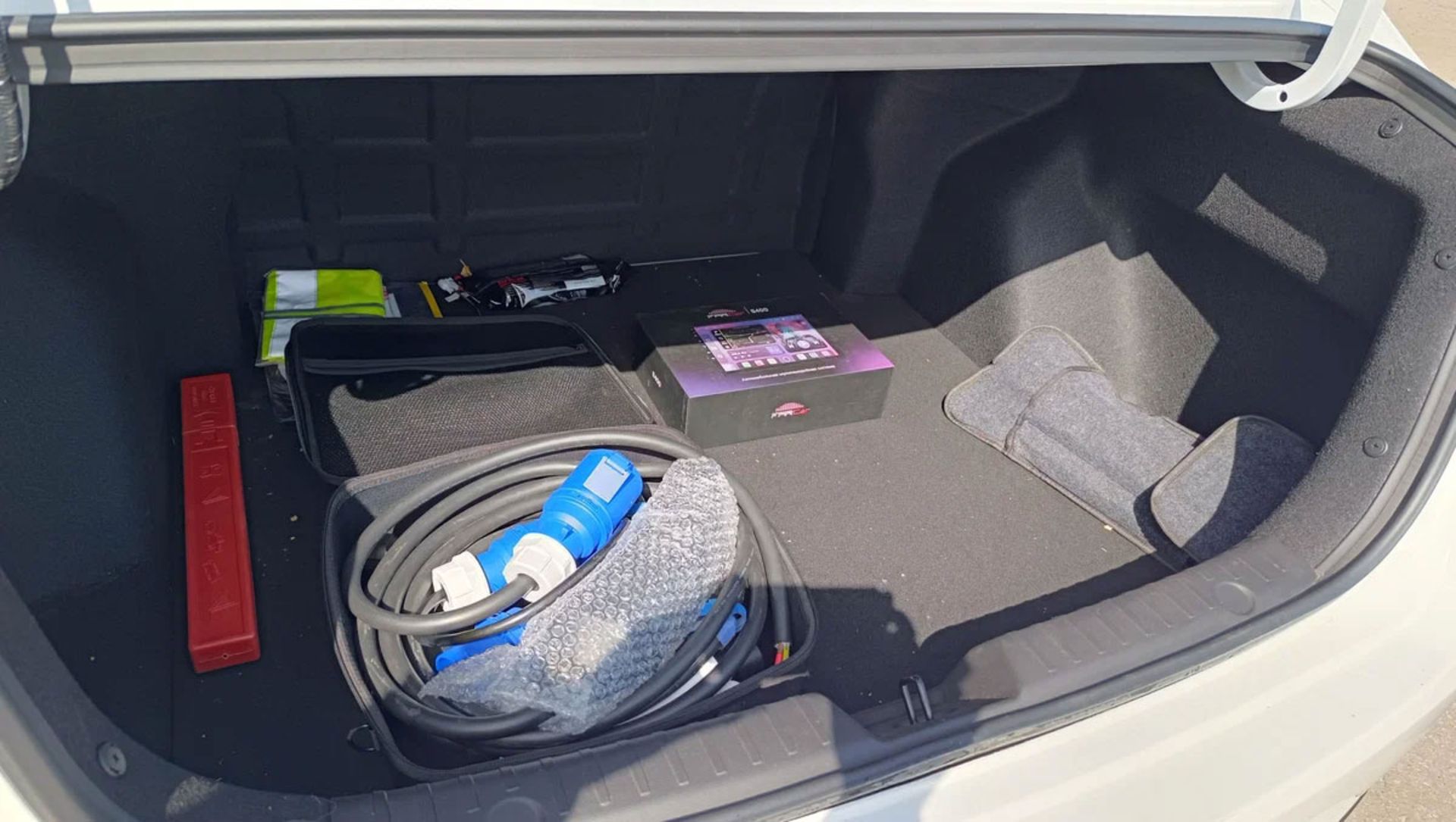 صندوق عقب چانگان ایدو EV460 سایپا