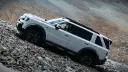 شاسی‌بلند چری فریلندر 8 (Chery Freelander 8) در حال حرکت روی صخره‌های تند