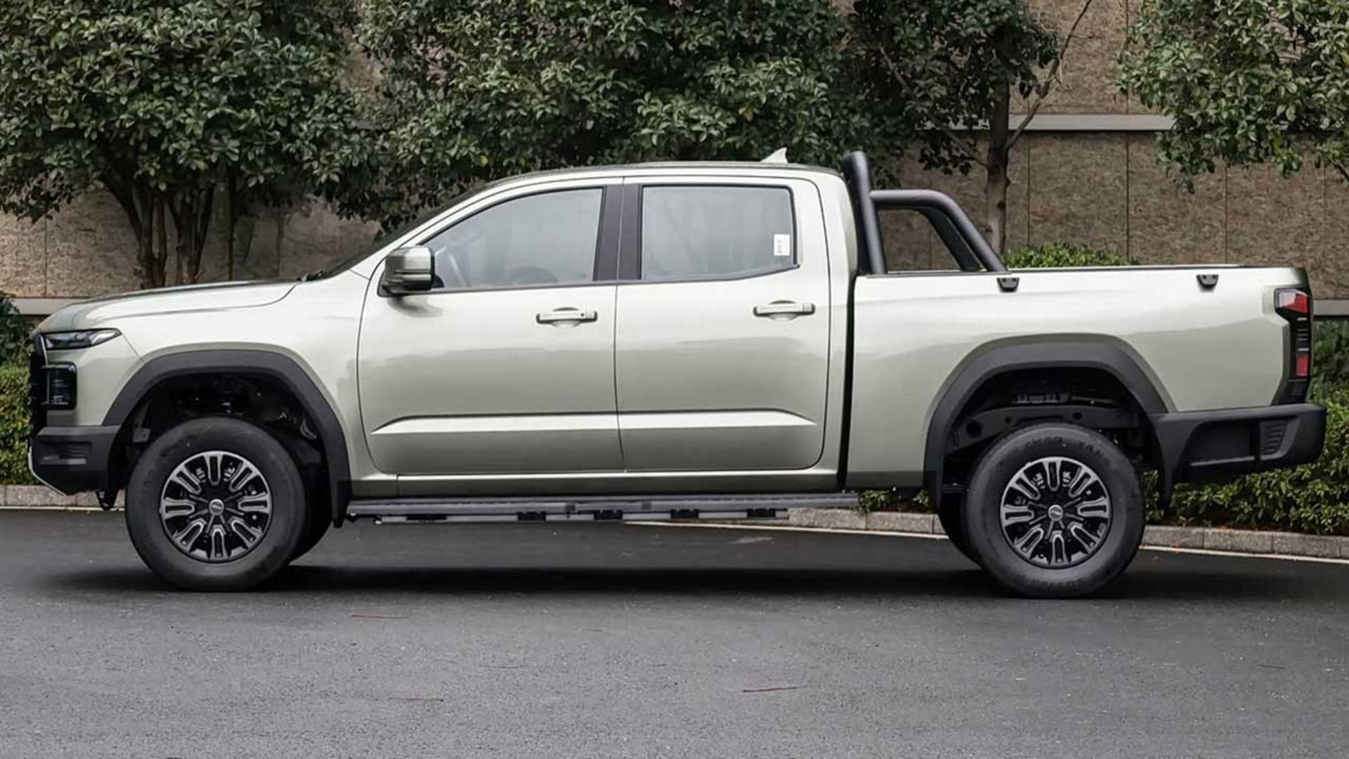 پیکاپ برقی چری هیملا R08