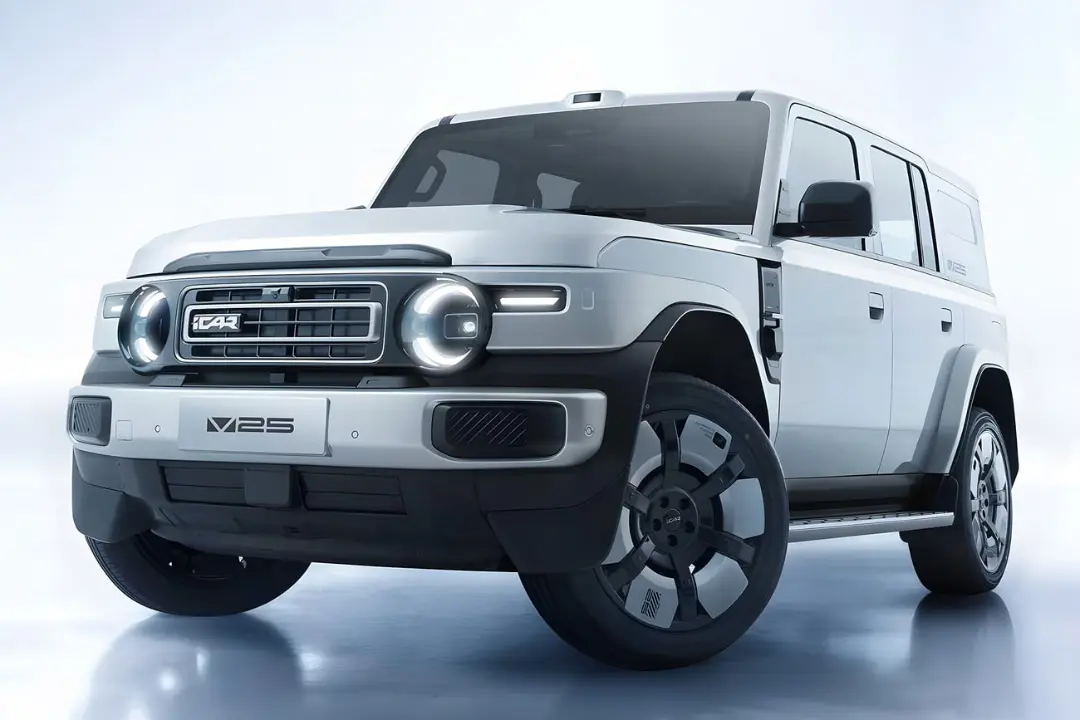 خودرو آفرود چری iCar V25 (iCar V25) با طراحی جعبه‌ای و بدنه سفید