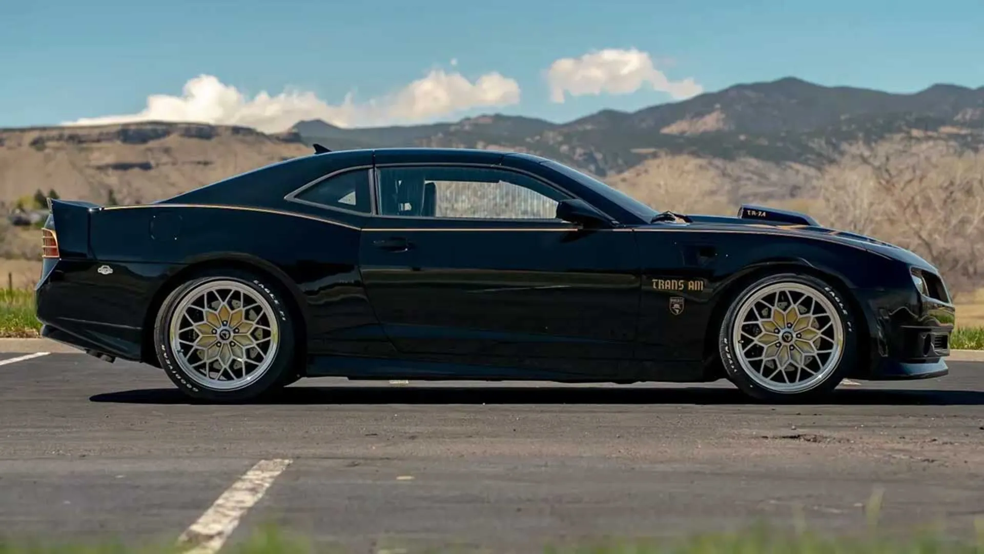 تبدیل شورلت کامارو به پونتیاک ترنس ام 