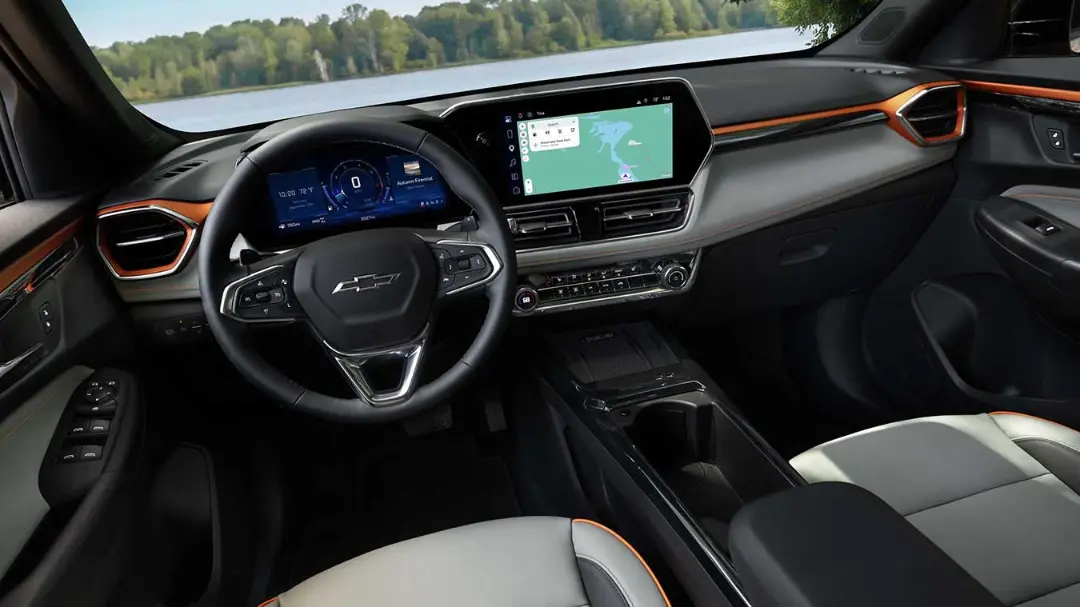 شورلت تریل‌بلیزر 2027 داخل