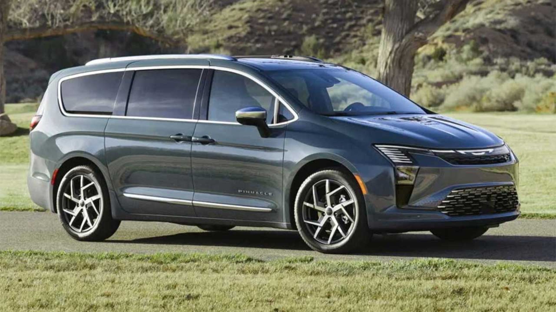 کرایسلر پاسیفیکا مدل 2027