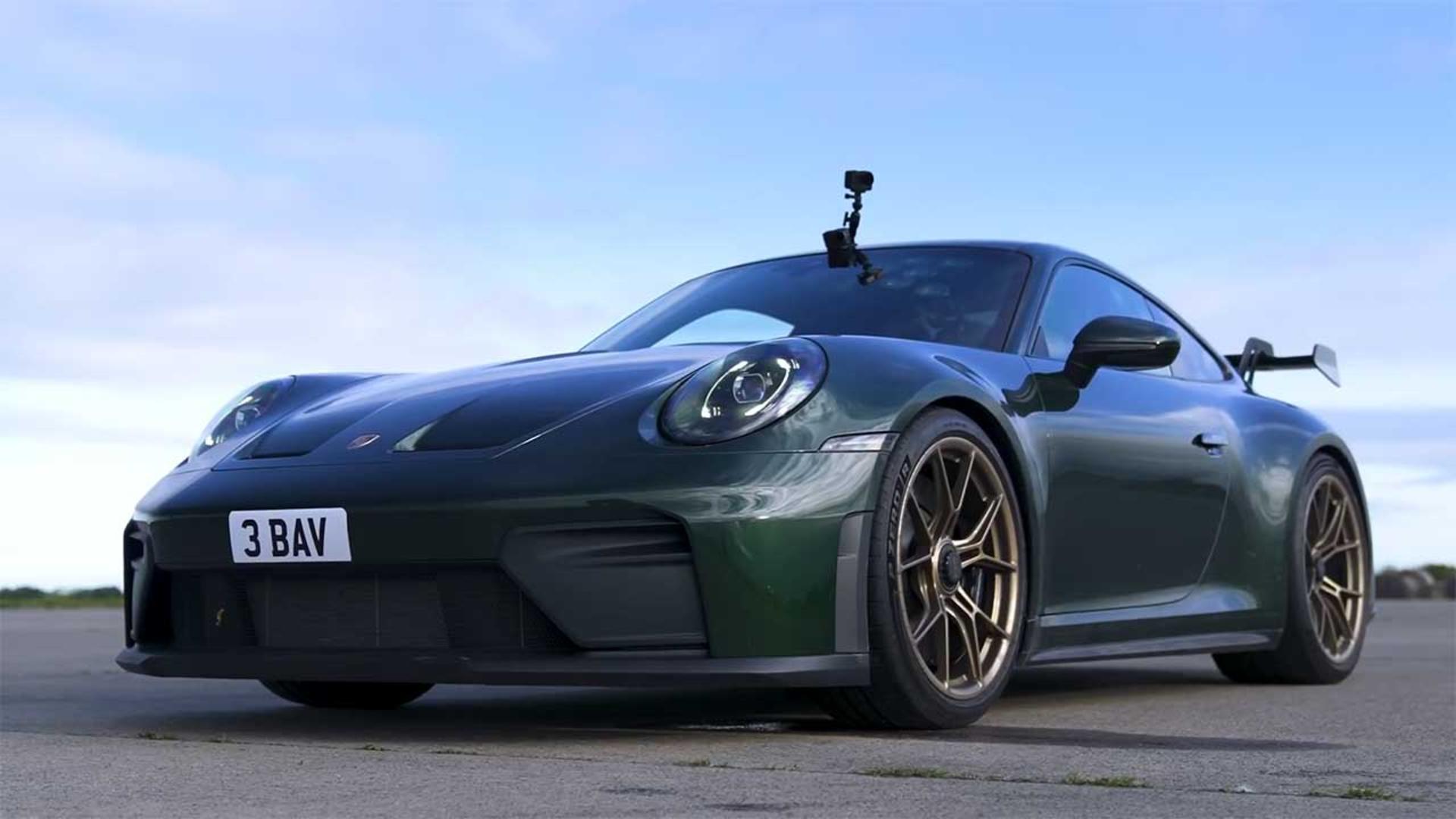 درگ کوروت Z06 و پورشه 911 GT3