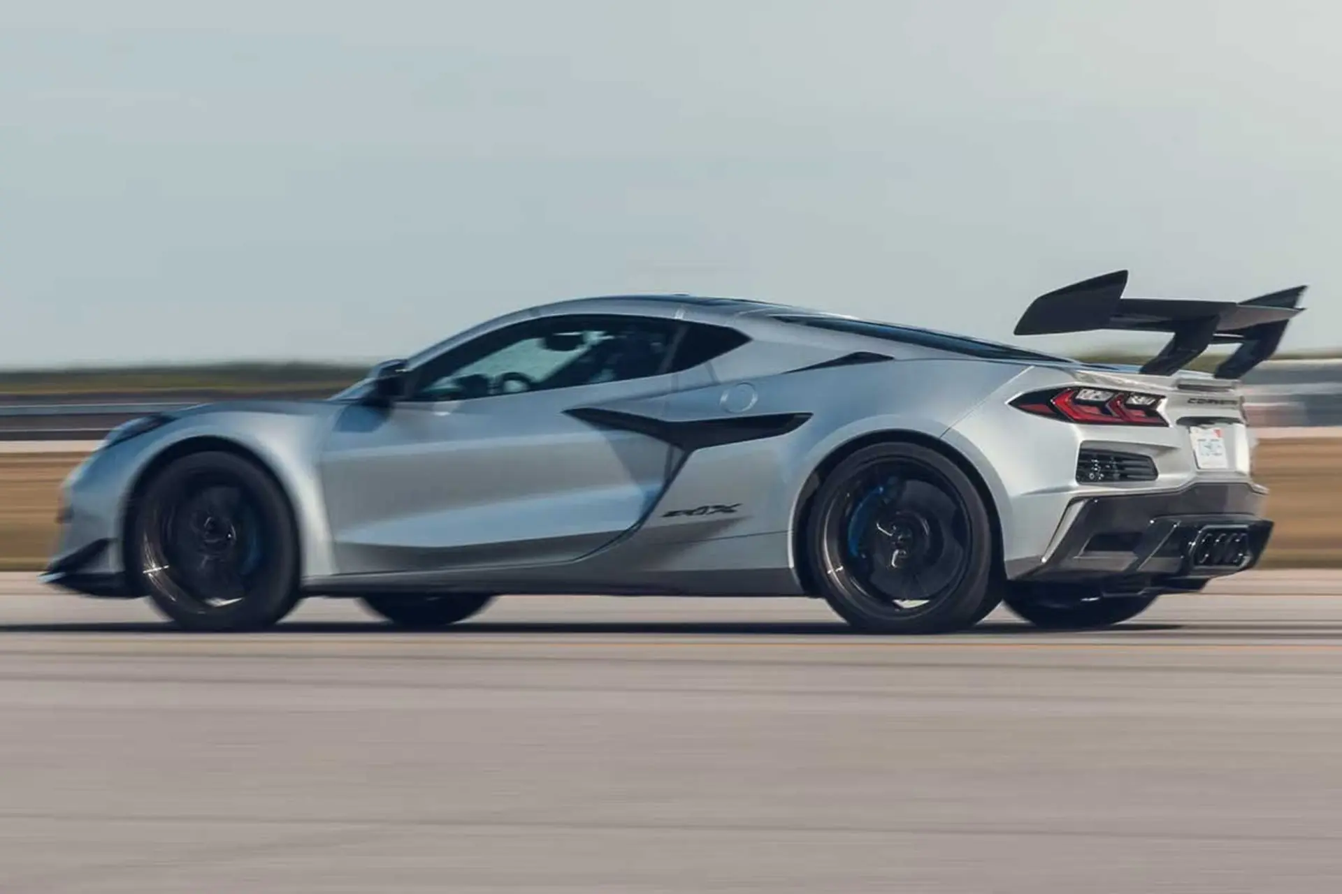 کوروت ZR1X