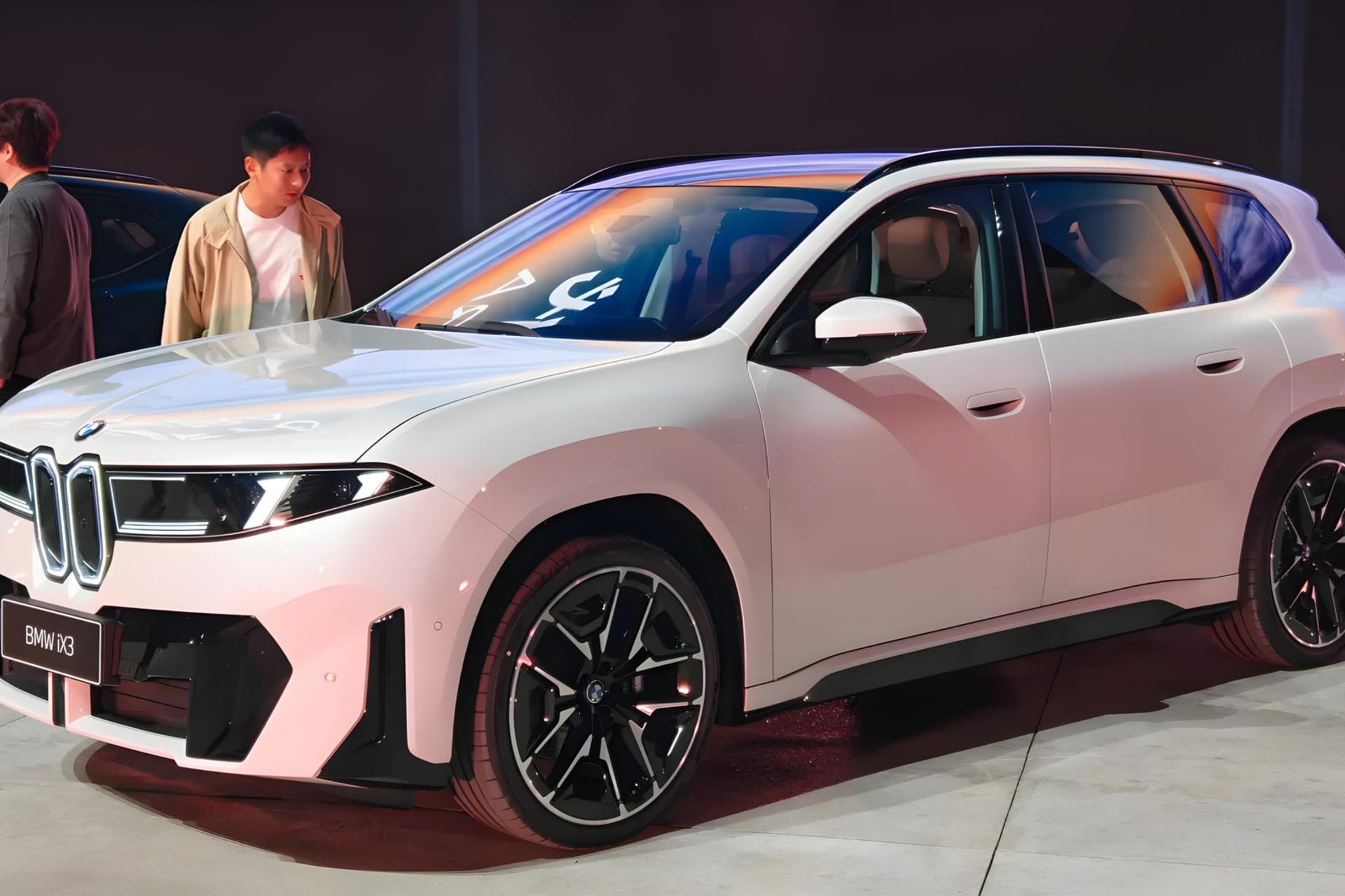 BMW iX3 Long-Wheelbase Edition