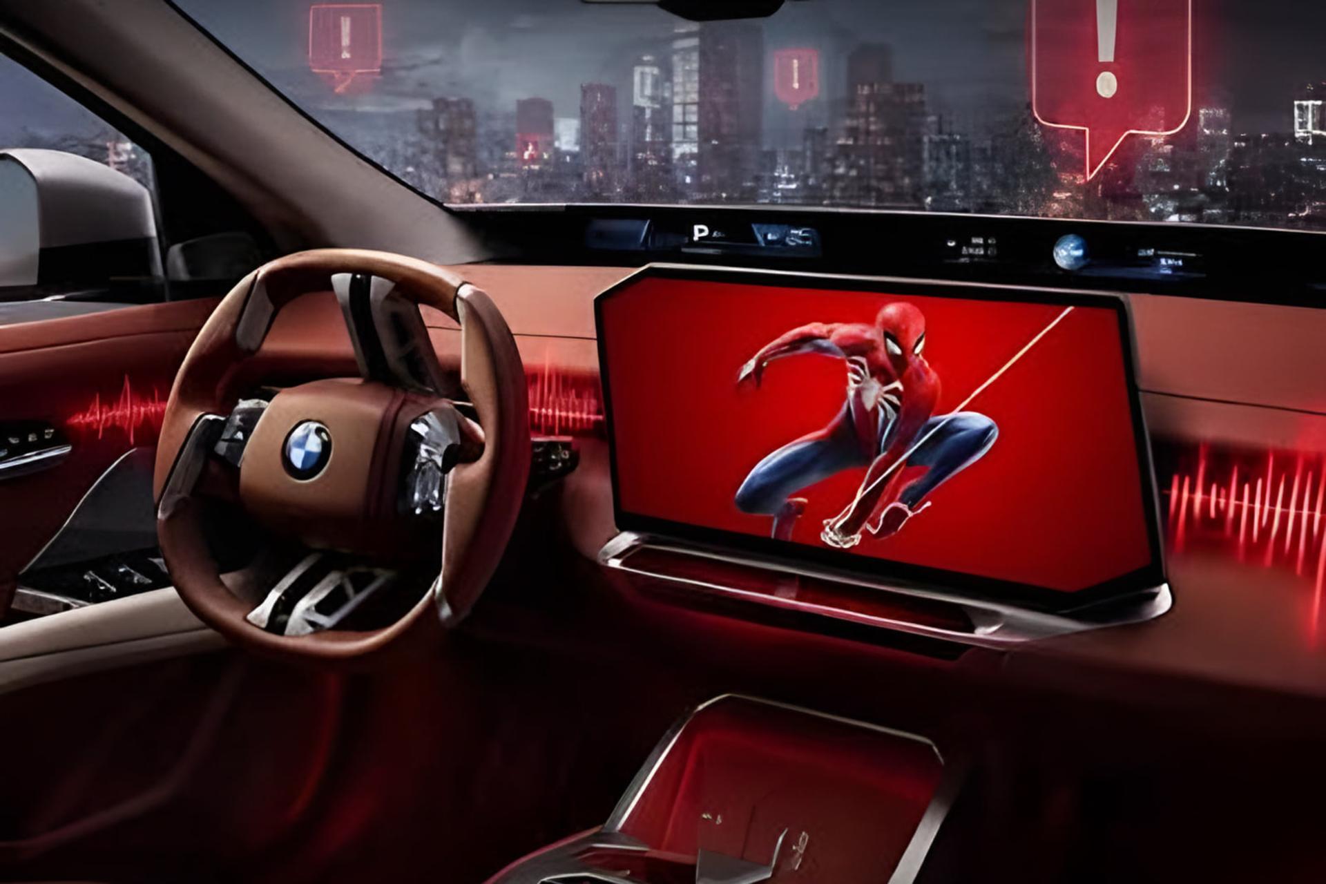 نمایش شخصیت مرد عنکبوتی (Spider-Man) روی نمایشگر بزرگ داشبورد خودروی بی‌ام‌و (BMW)
