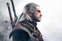 گرالت (Geralt) با موهای سفید و زره مخصوص در بازی The Witcher 3: Wild Hunt