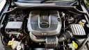 موتور V6 (V6 Engine) در محفظه موتور خودرو