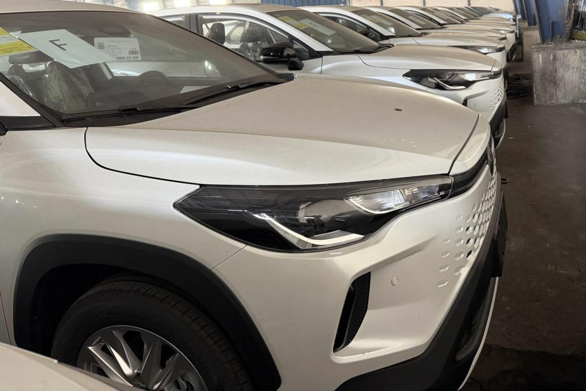  تویوتا کرولا کراس نیوفیس