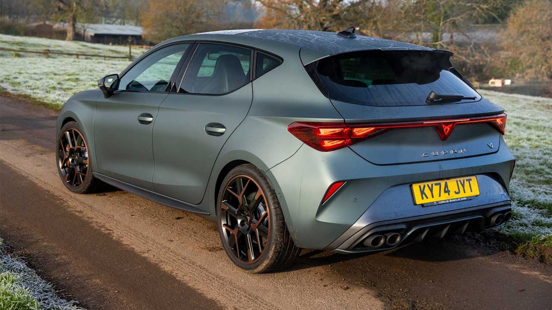 کوپرا لئون VZ