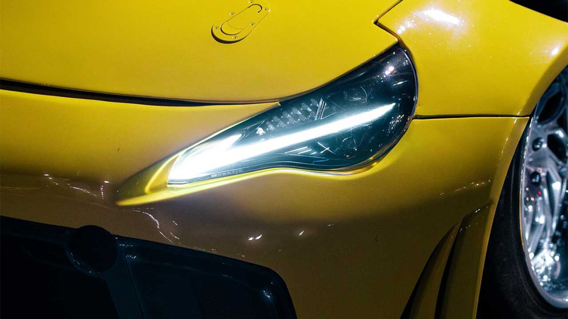 تیونینگ عجیب نیسان 350Z با الهام از سایبرپانک