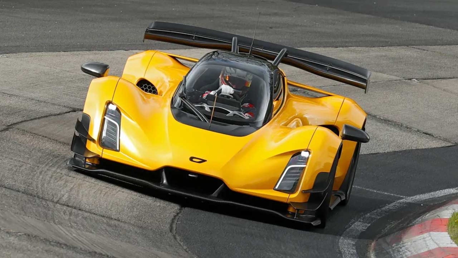 زینگر 21C در نوربرگ‌رینگ