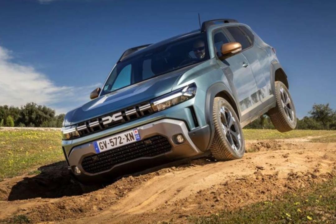 Dacia Duster Hybrid 2025 