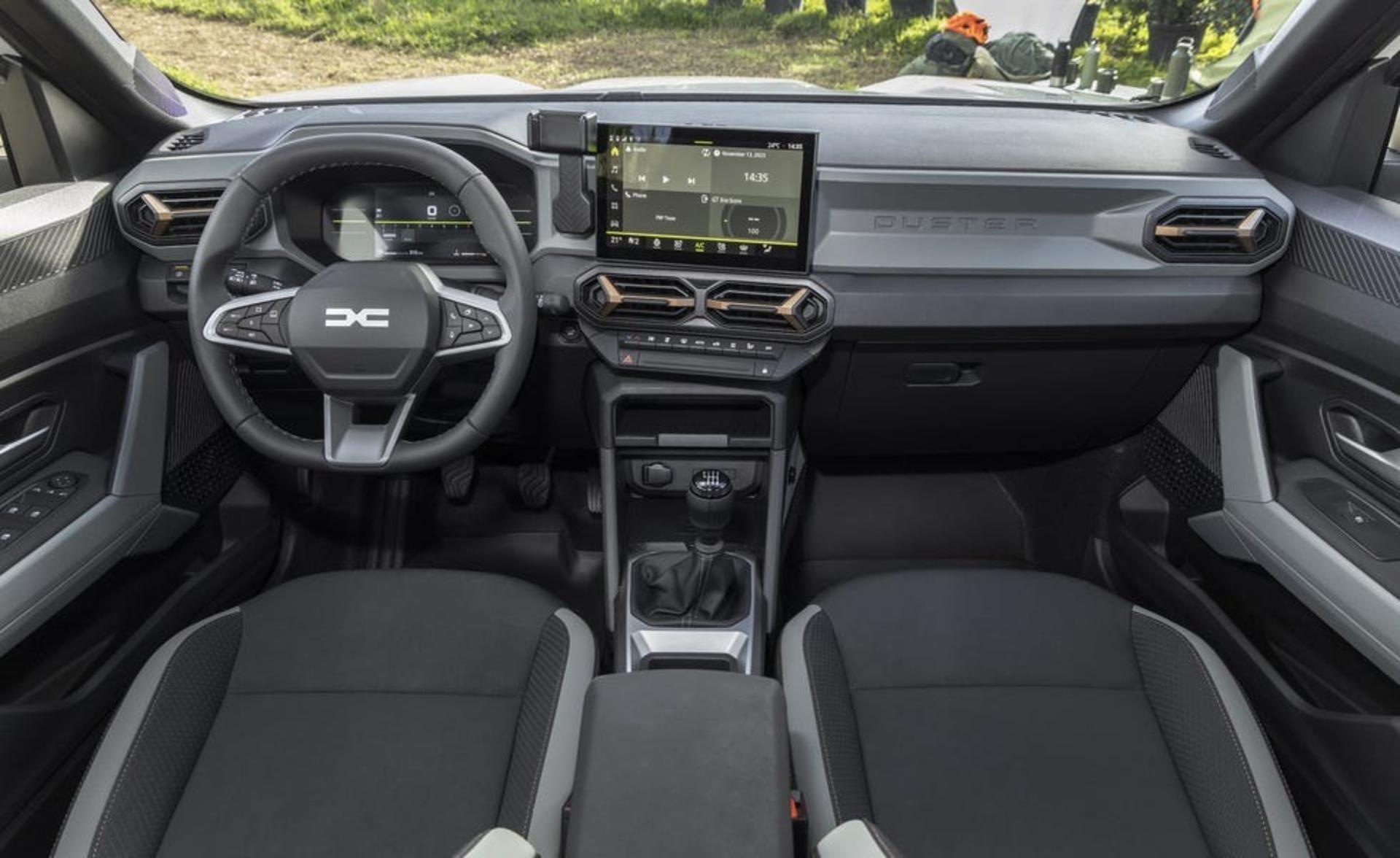  Dacia Duster Hybrid 2025 