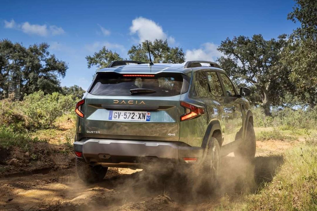 Dacia Duster Hybrid 2025 