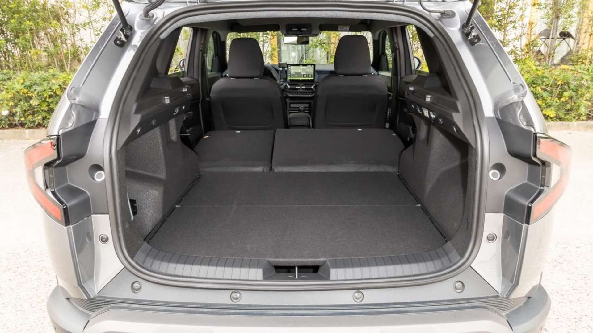 Dacia Duster Hybrid 2025 