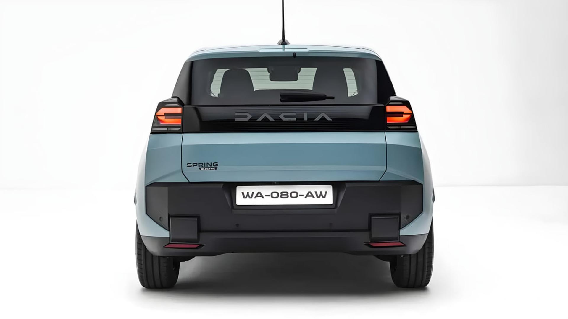 نمای عقب خودروی برقی داچیا اسپرینگ (Dacia Spring) با رنگ آبی روشن