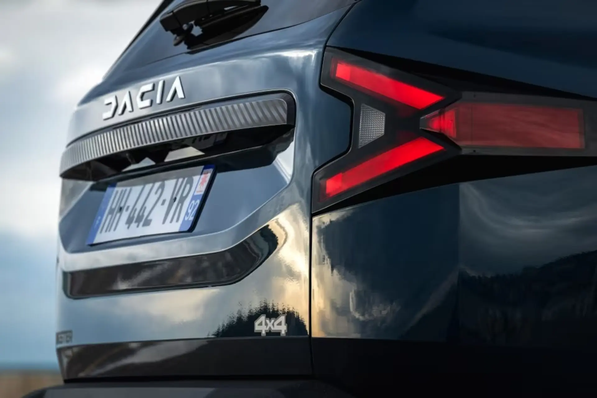 dacia bigster hybrid  