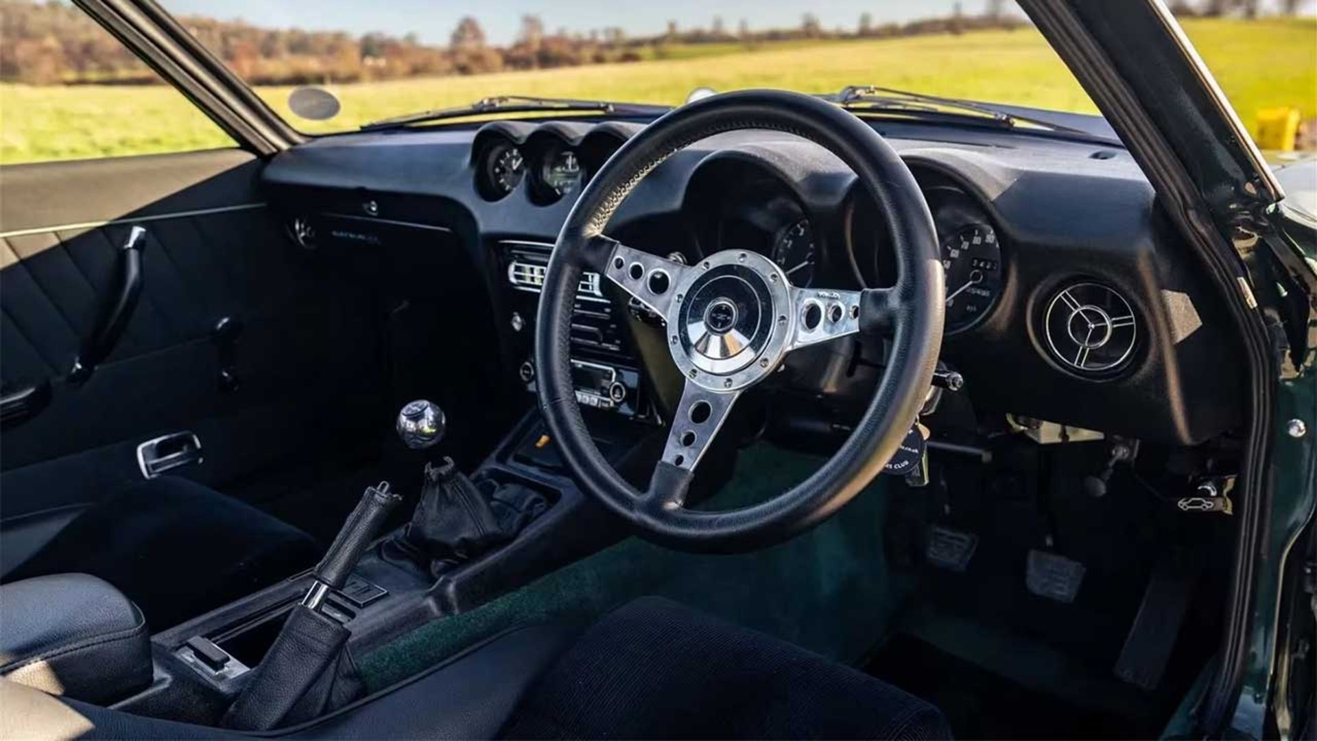 رستوماد داتسون 240Z 