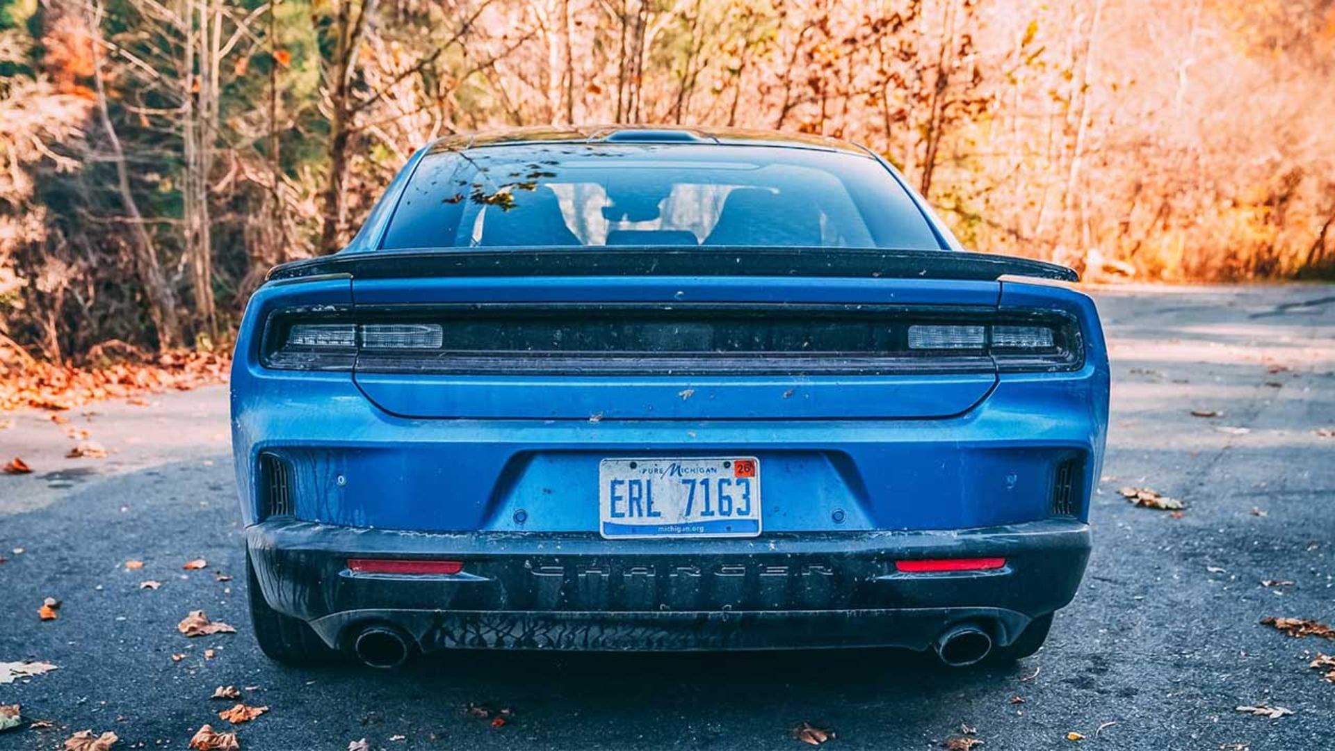 دوج چارجر سیکس پک بنزینی 