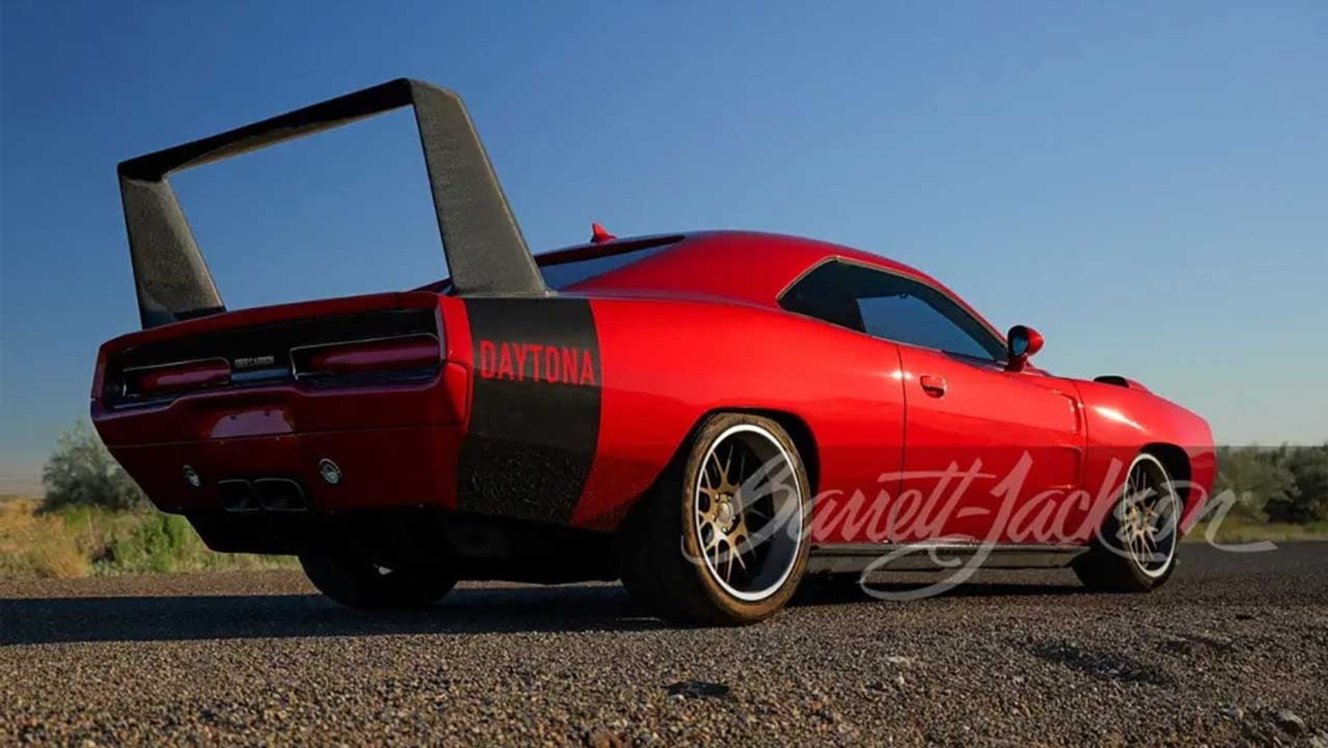 دوج چارجر دیتونا 1969 بر اساس چلنجر هلکت 