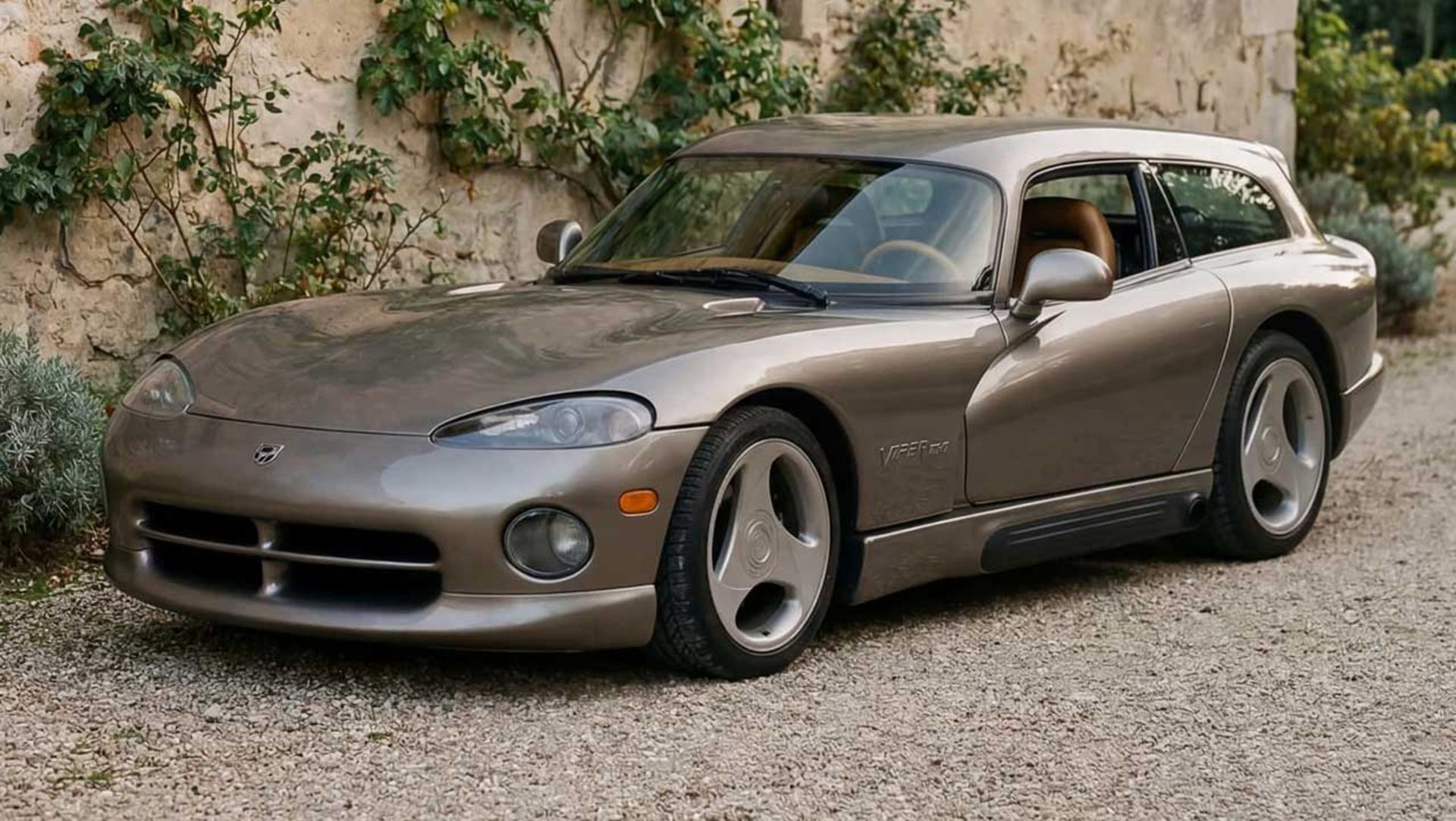 دوج وایپر شوتینگ بریک